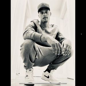 Meet your Posher, Jeffrey